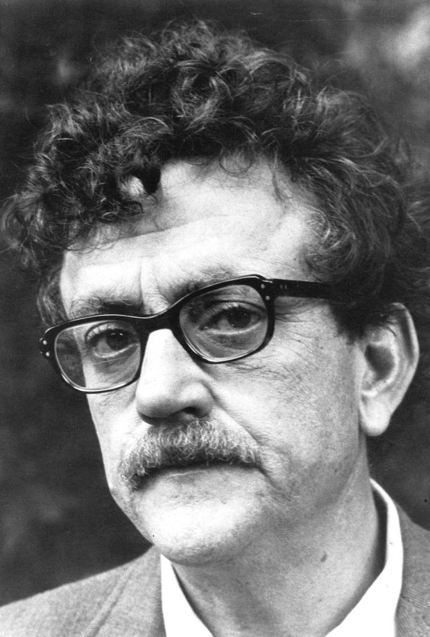 Photo of Kurt Vonnegut from a 1972 appearance on WNET-TV